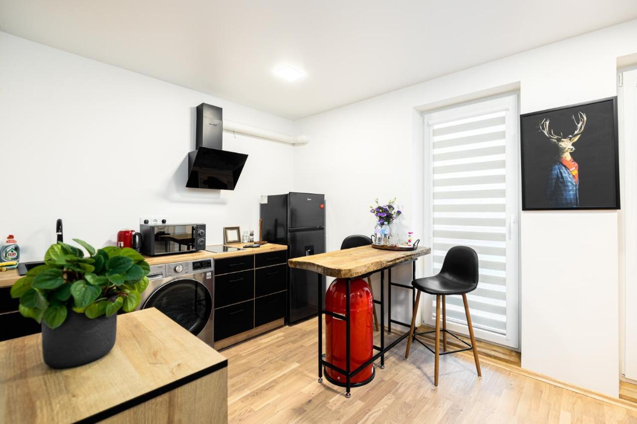 Ziedu Apartamentai Klaipeda Exterior foto